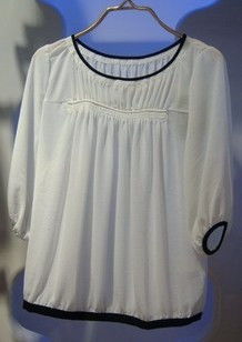 老店新開，品質傳承 專柜正品O LY、V Moda、歐力羽絨服批發零售